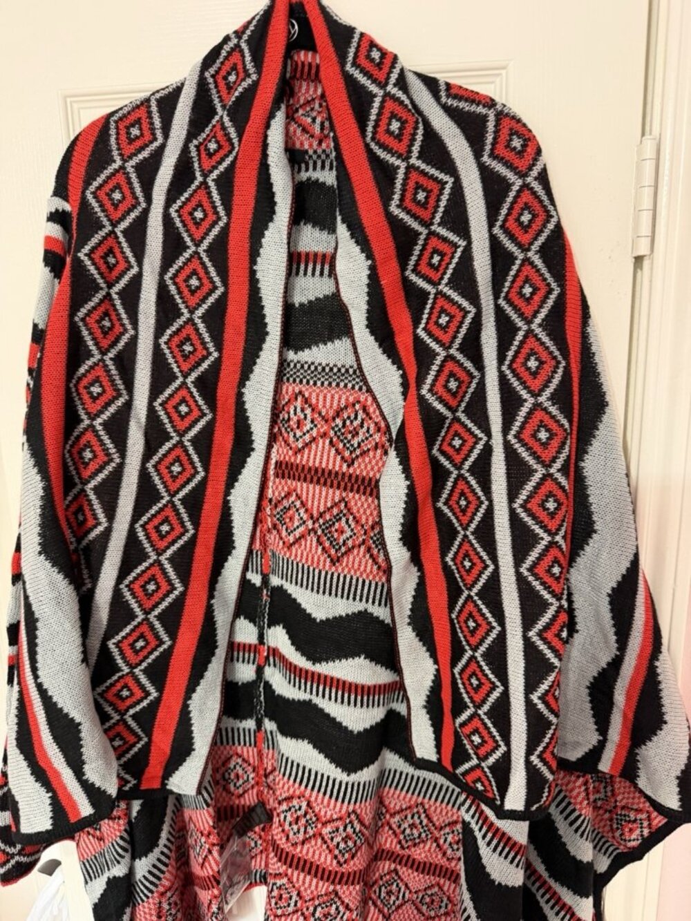 BB Dakota Aztec Geometric Open Front Draped Cardigan Sweater Black Red Womens 1X